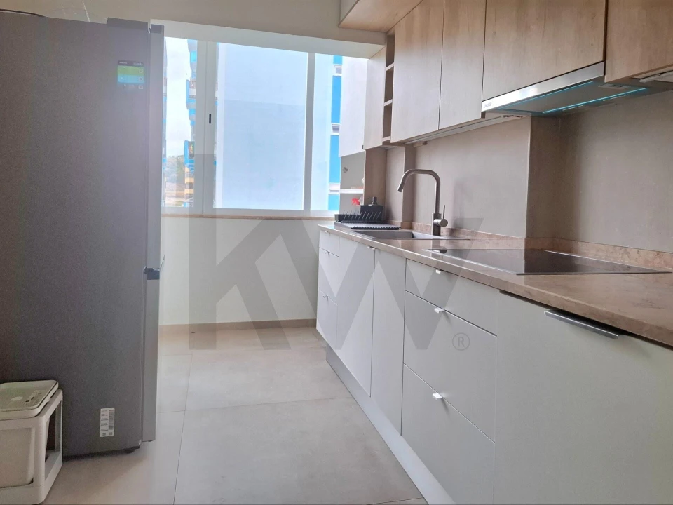 Apartamento T3 para Arrendamento em Costa da Caparica Foto 20