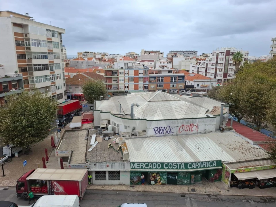 Apartamento T3 para Arrendamento em Costa da Caparica Foto 24