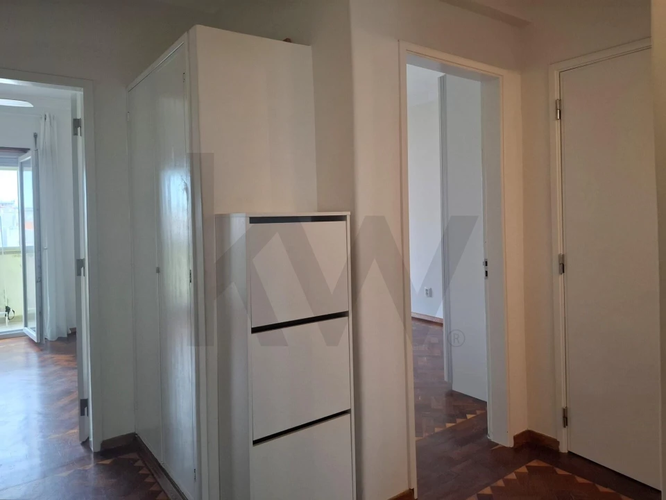 Apartamento T3 para Arrendamento em Costa da Caparica Foto 7