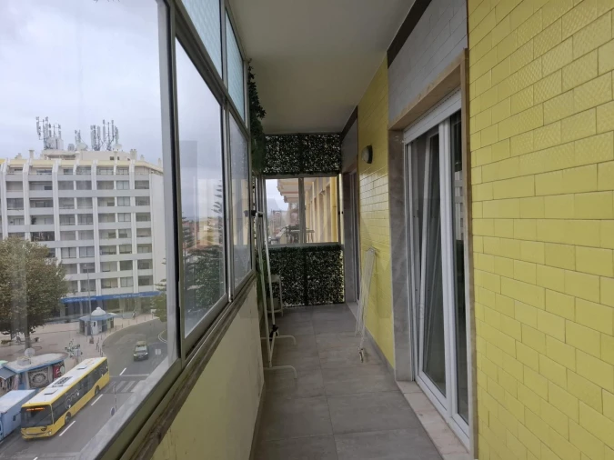 Apartamento T3 para Arrendamento em Costa da Caparica Foto 30