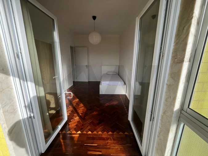 Apartamento T3 para Arrendamento em Costa da Caparica Foto 11