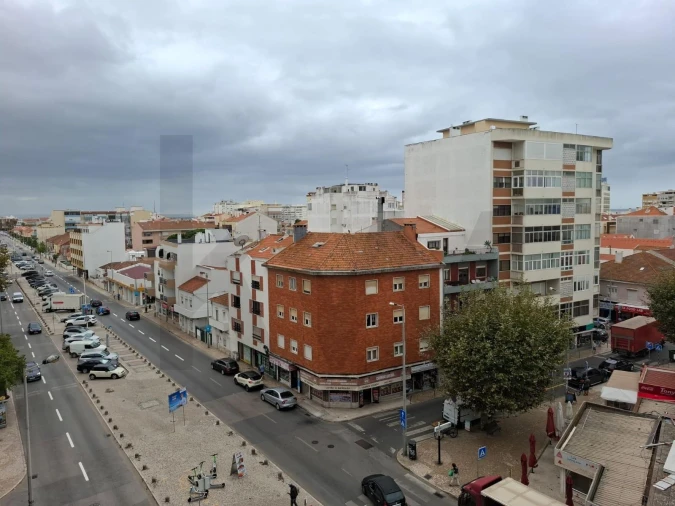 Apartamento T3 para Arrendamento em Costa da Caparica Foto 25