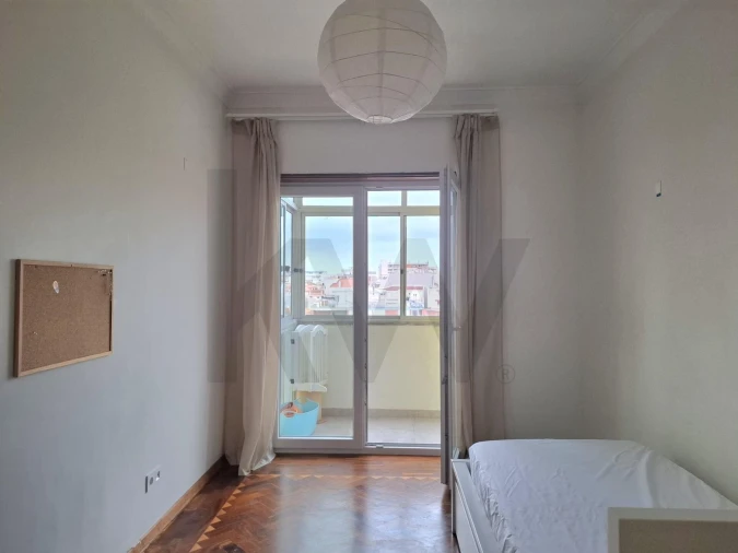 Apartamento T3 para Arrendamento em Costa da Caparica Foto 32