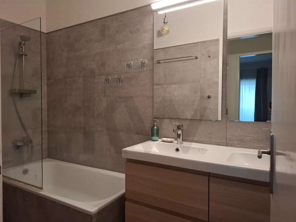 Apartamento T3 para Arrendamento em Costa da Caparica Foto 13