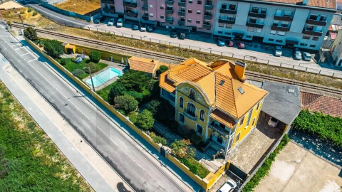 Moradia T9 para Venda em Esgueira