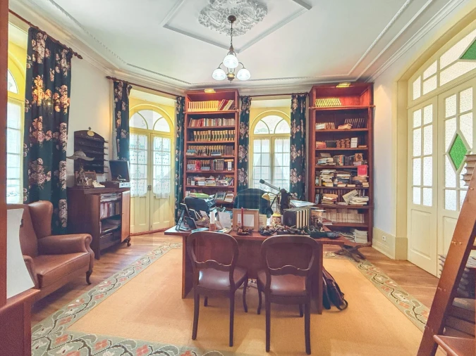 Moradia T9 para Venda em Esgueira Foto 51