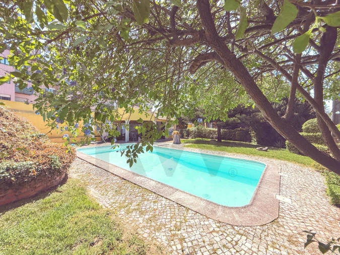 Moradia T9 para Venda em Esgueira Foto 90