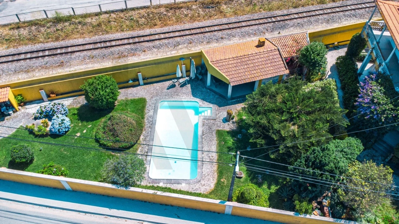 Moradia T9 para Venda em Esgueira Foto 104