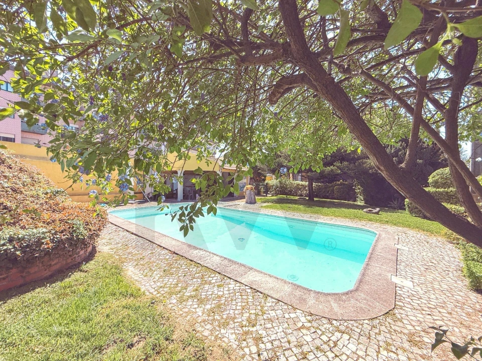 Moradia T9 para Venda em Esgueira Foto 90