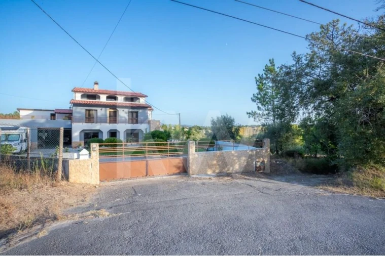 Moradia T3 para Venda em Soure Foto 54