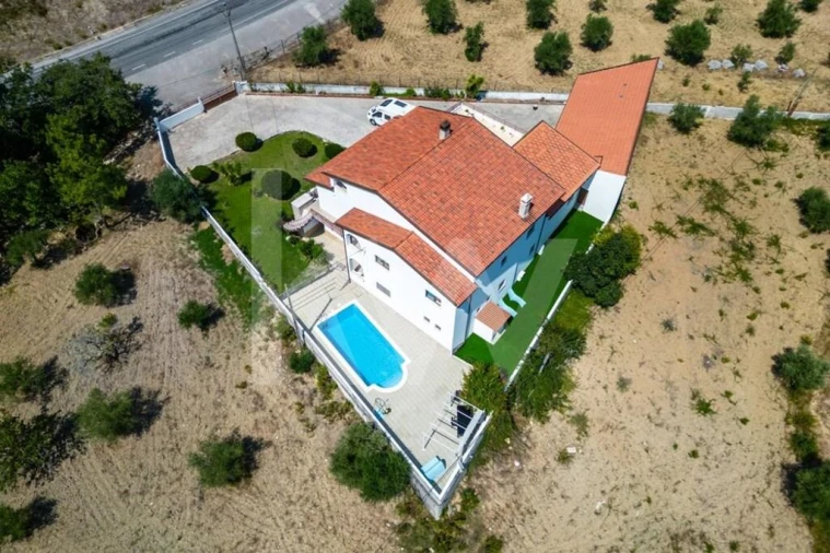 Moradia T3 para Venda em Soure Foto 58