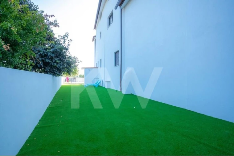 Moradia T3 para Venda em Soure Foto 46