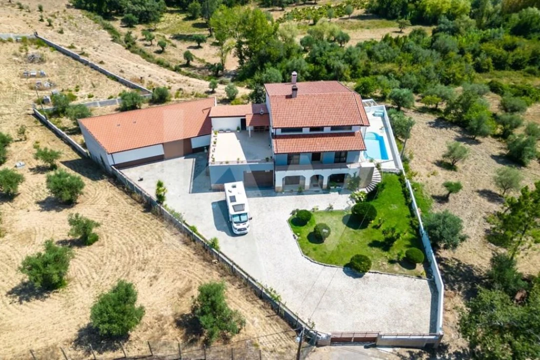 Moradia T3 para Venda em Soure Foto 55