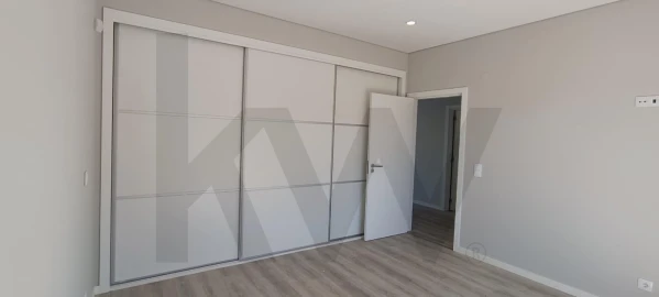 Moradia T4 para Venda em Azeitão (São Lourenço e São Simão)