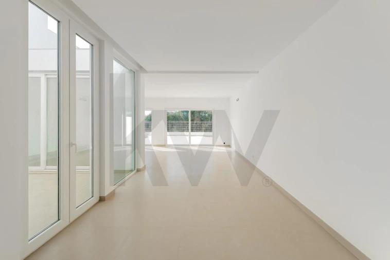 Moradia T3 para Venda em Vila de Sagres Foto 32