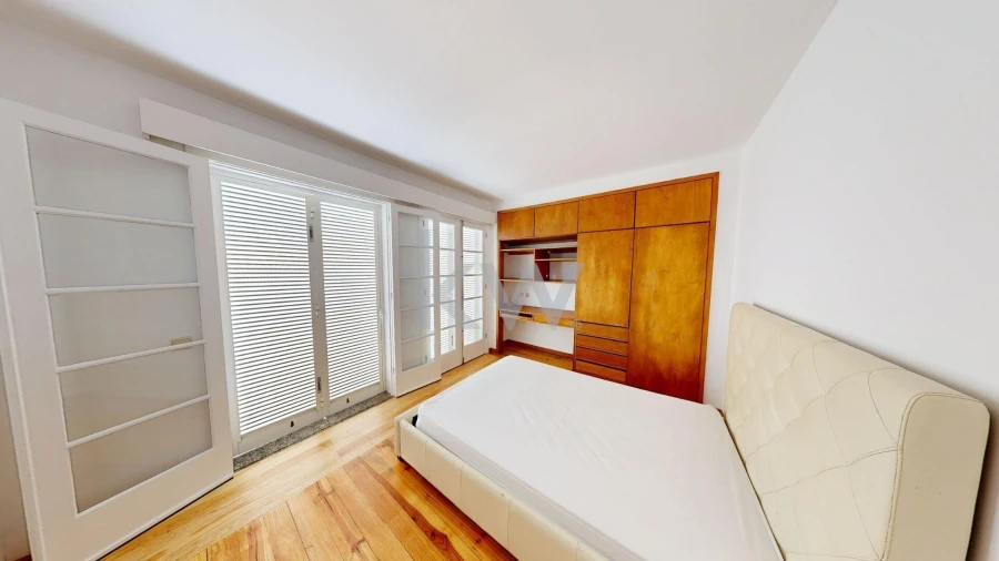 Moradia T8 para Venda em Rosto do Cão (Livramento) Foto 14