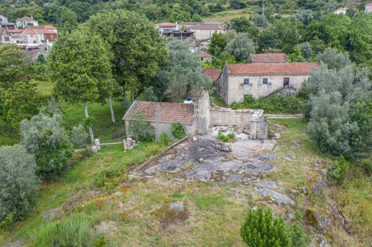 Quinta T3 para Venda em Rio Douro Foto 9