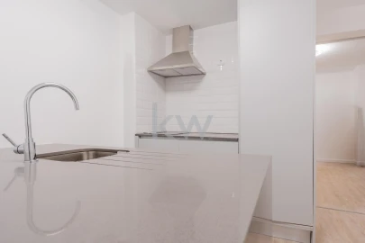 Apartamento T1 para Venda em Misericórdia