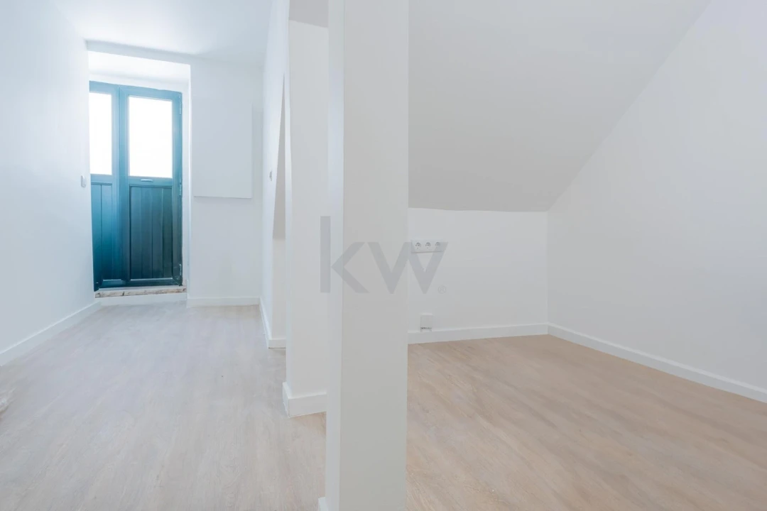 Apartamento T1 para Venda em Misericórdia Foto 3