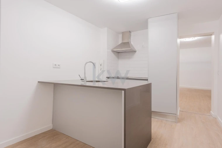Apartamento T1 para Venda em Misericórdia Foto 10