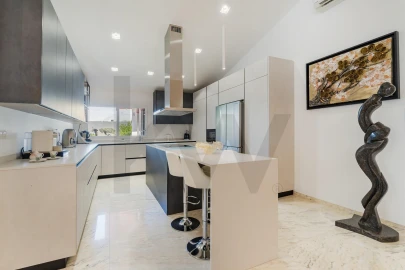 Moradia T5 para Venda em Cascais e Estoril