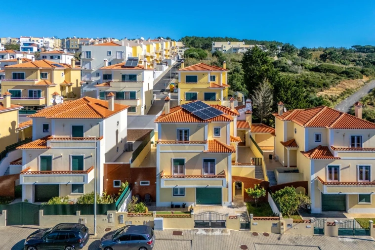 Moradia T3 para Venda em Ericeira Foto 3