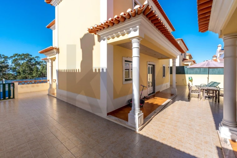 Moradia T3 para Venda em Ericeira Foto 10