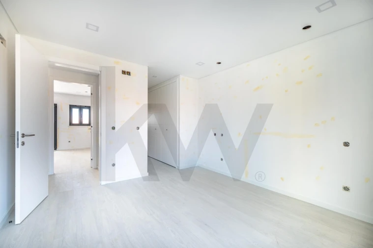 Apartamento T2 para Venda em Ericeira Foto 9