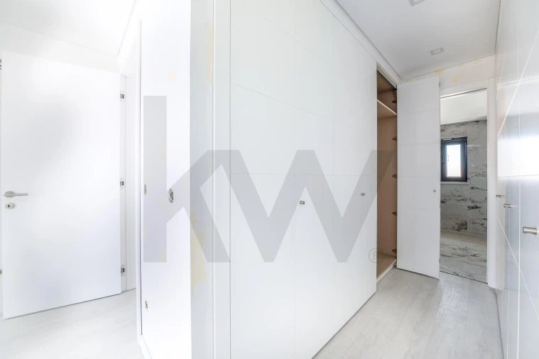 Apartamento T2 para Venda em Ericeira Foto 11