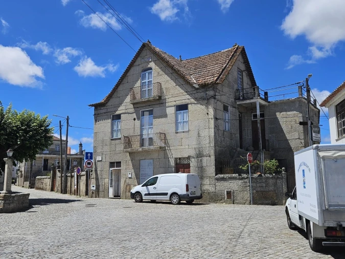 Moradia T4 para Venda em Tourais e Lajes Foto 4