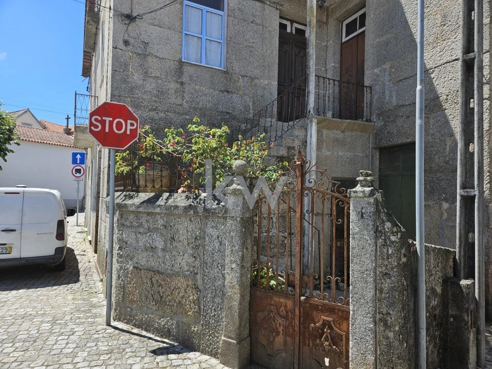 Moradia T4 para Venda em Tourais e Lajes Foto 5