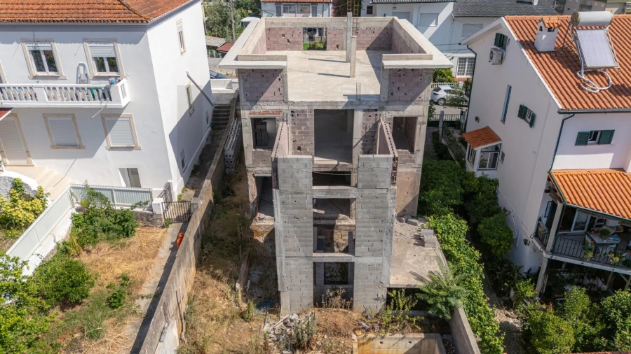 Moradia T5 para Venda em Eiras e São Paulo de Frades Foto 39