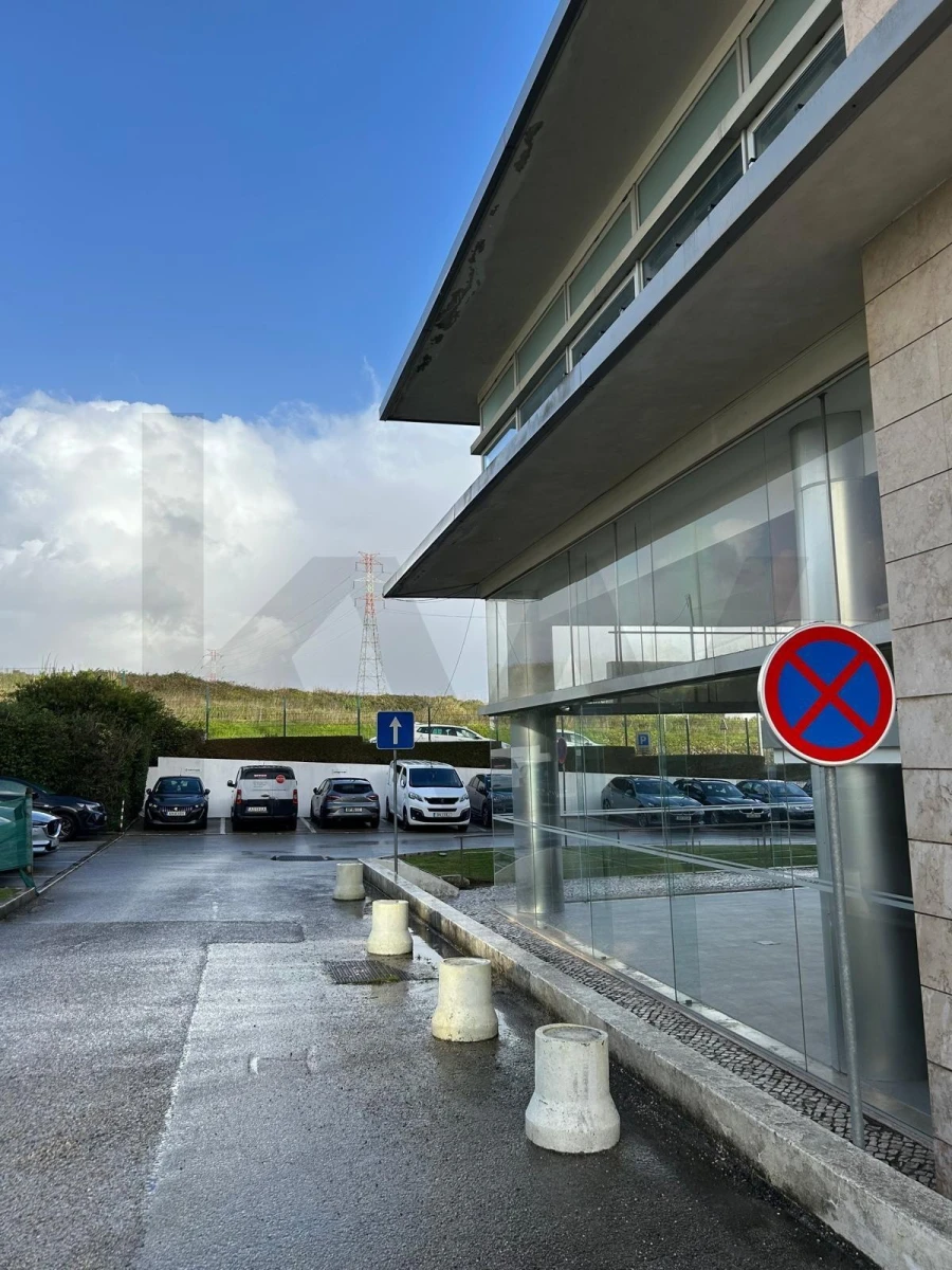 Escritório para Arrendamento em Agualva e Mira-Sintra