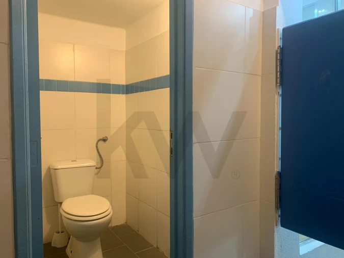 Loja para Arrendamento em Ramada e Caneças Foto 19