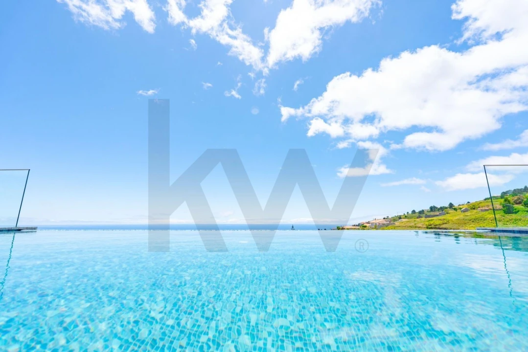 Moradia T3 para Venda em Estreito da Calheta Foto 39