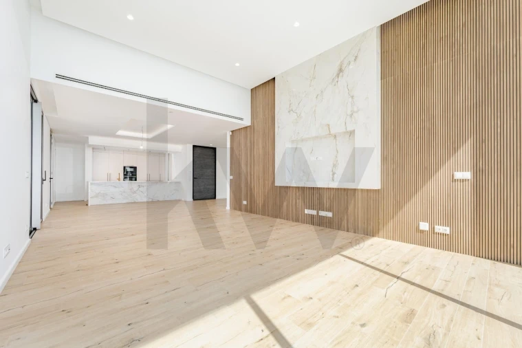 Moradia T3 para Venda em Estreito da Calheta Foto 9