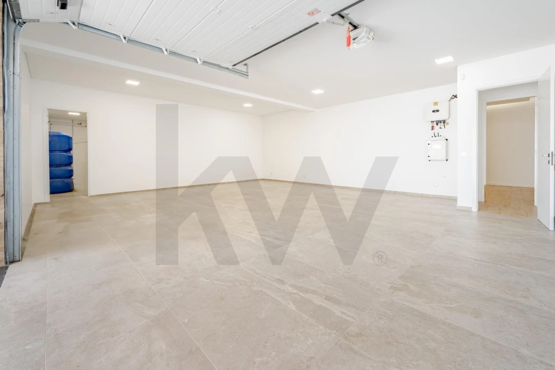 Moradia T3 para Venda em Estreito da Calheta Foto 29