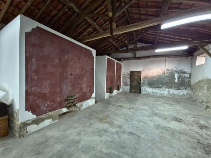 Quinta T6 para Venda em Carvoeira e Carmões Foto 33