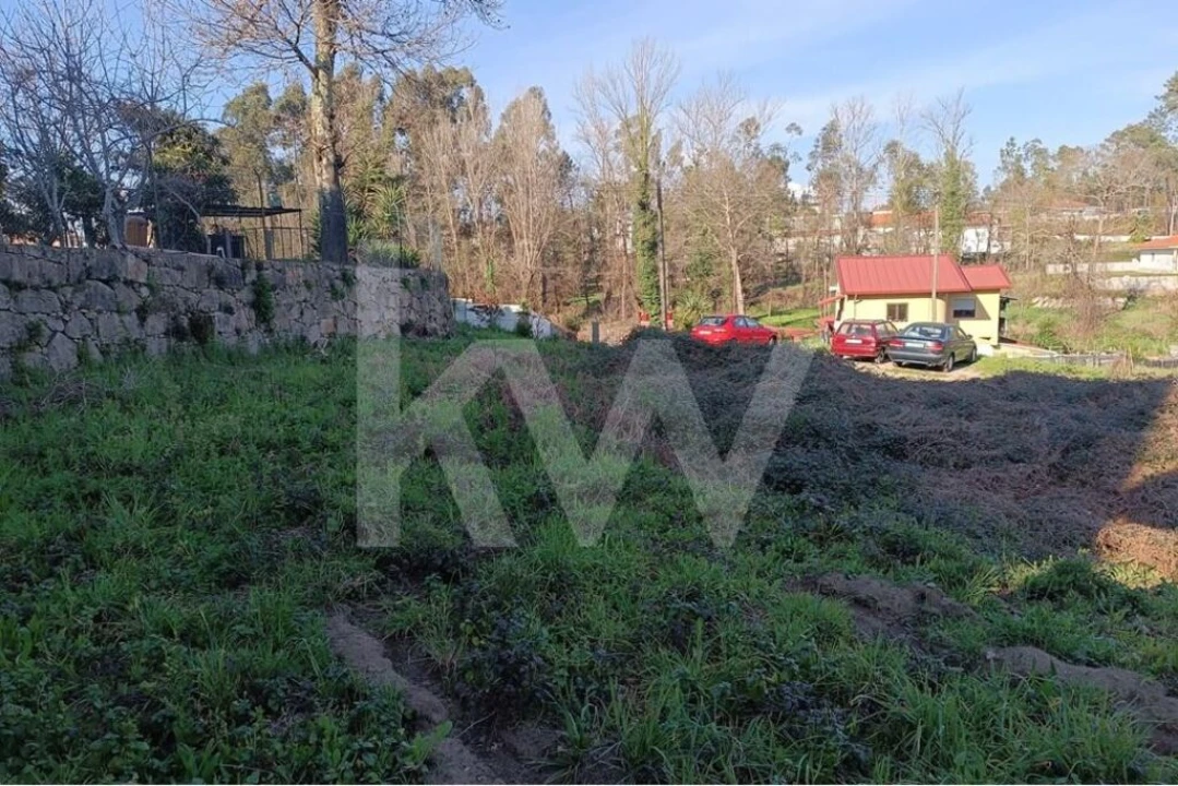 Terreno para Venda em Loureira Foto 17