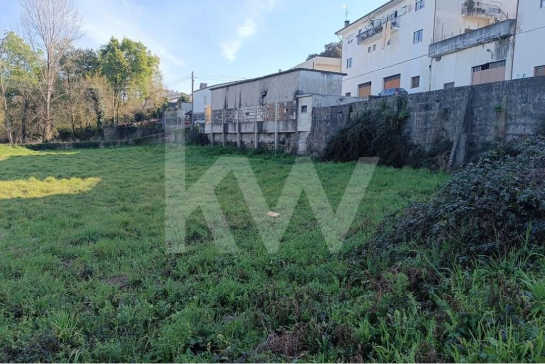 Terreno para Venda em Loureira Foto 15