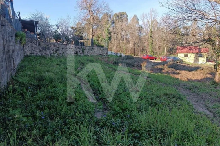 Terreno para Venda em Loureira Foto 14
