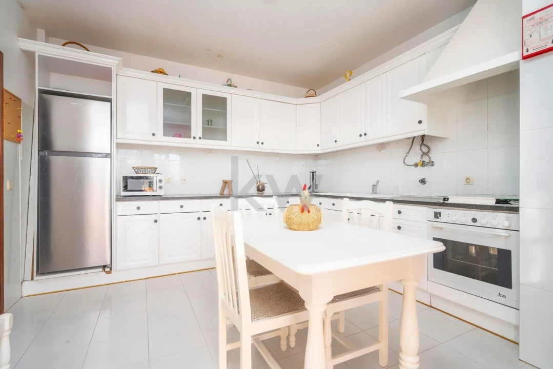 Moradia T4 para Venda em Alcantarilha e Pêra Foto 9