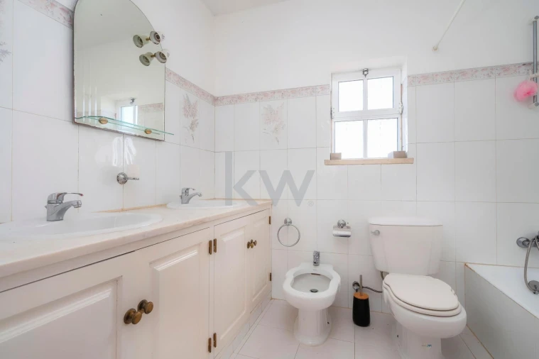 Moradia T4 para Venda em Alcantarilha e Pêra Foto 74