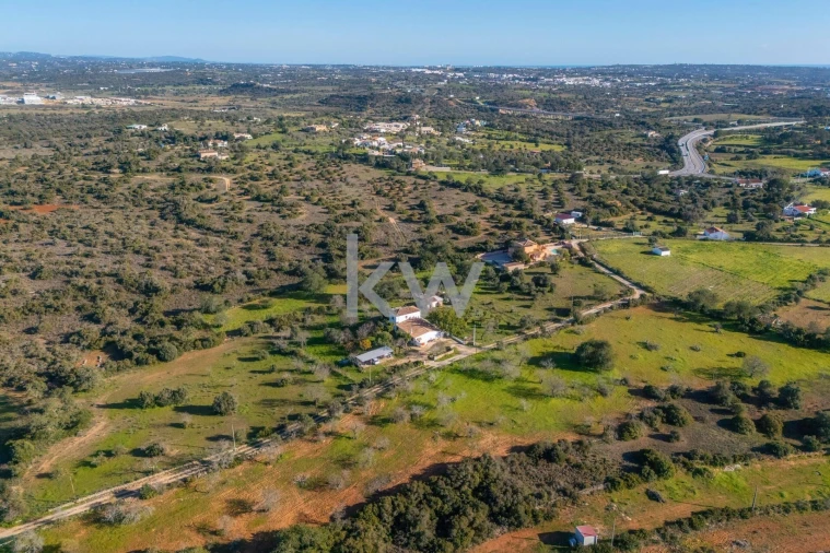 Moradia T4 para Venda em Alcantarilha e Pêra Foto 85