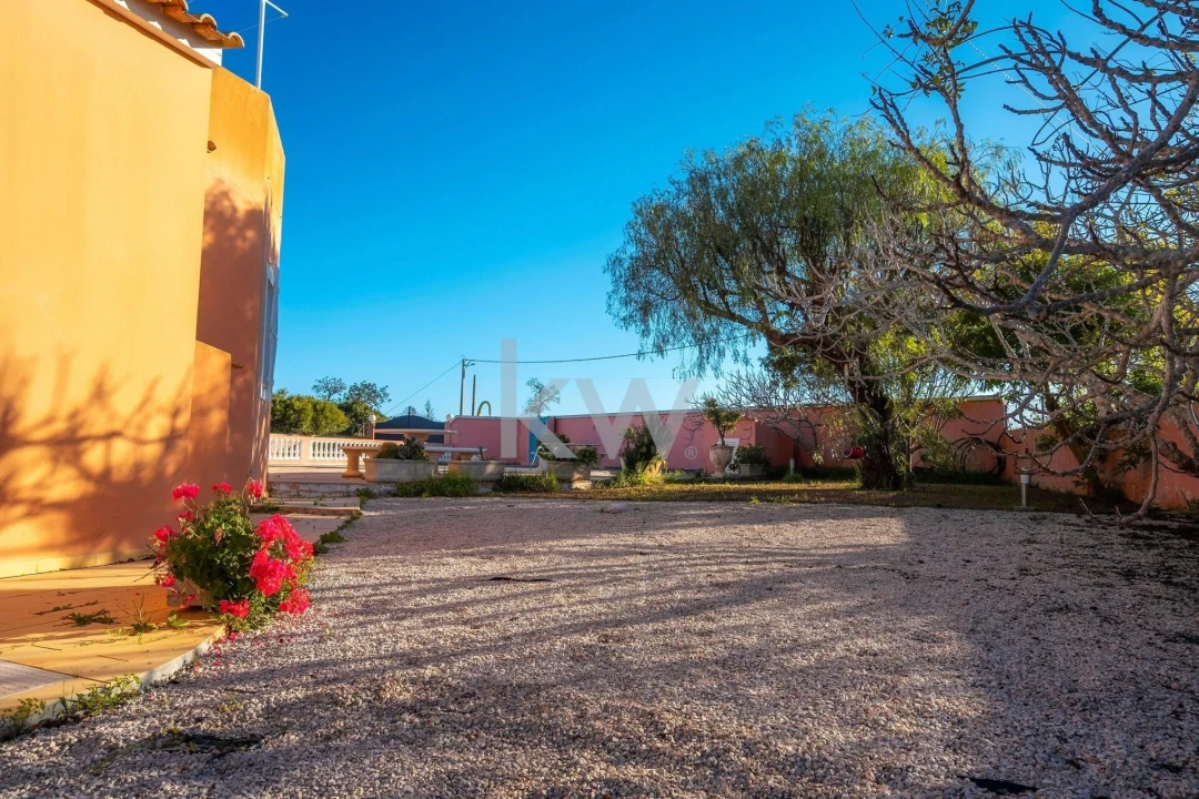 Moradia T4 para Venda em Alcantarilha e Pêra Foto 54