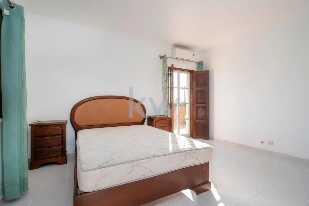 Moradia T4 para Venda em Alcantarilha e Pêra Foto 73