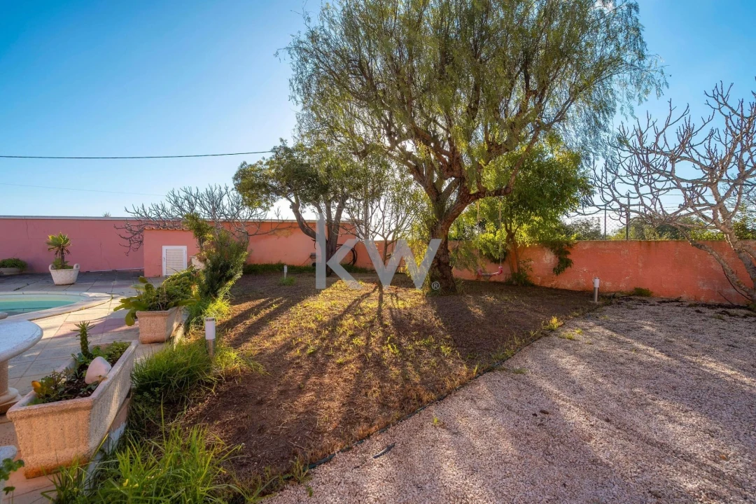 Moradia T4 para Venda em Alcantarilha e Pêra Foto 59