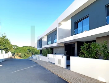 Moradia T4 para Venda em Loures