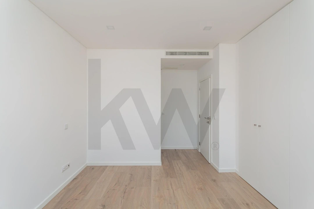 Moradia T4 para Venda em Loures Foto 39