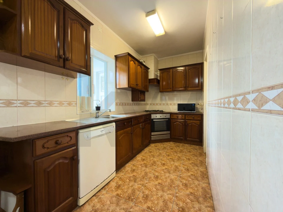 Apartamento T4 para Venda em Ponta Delgada (São José) Foto 30